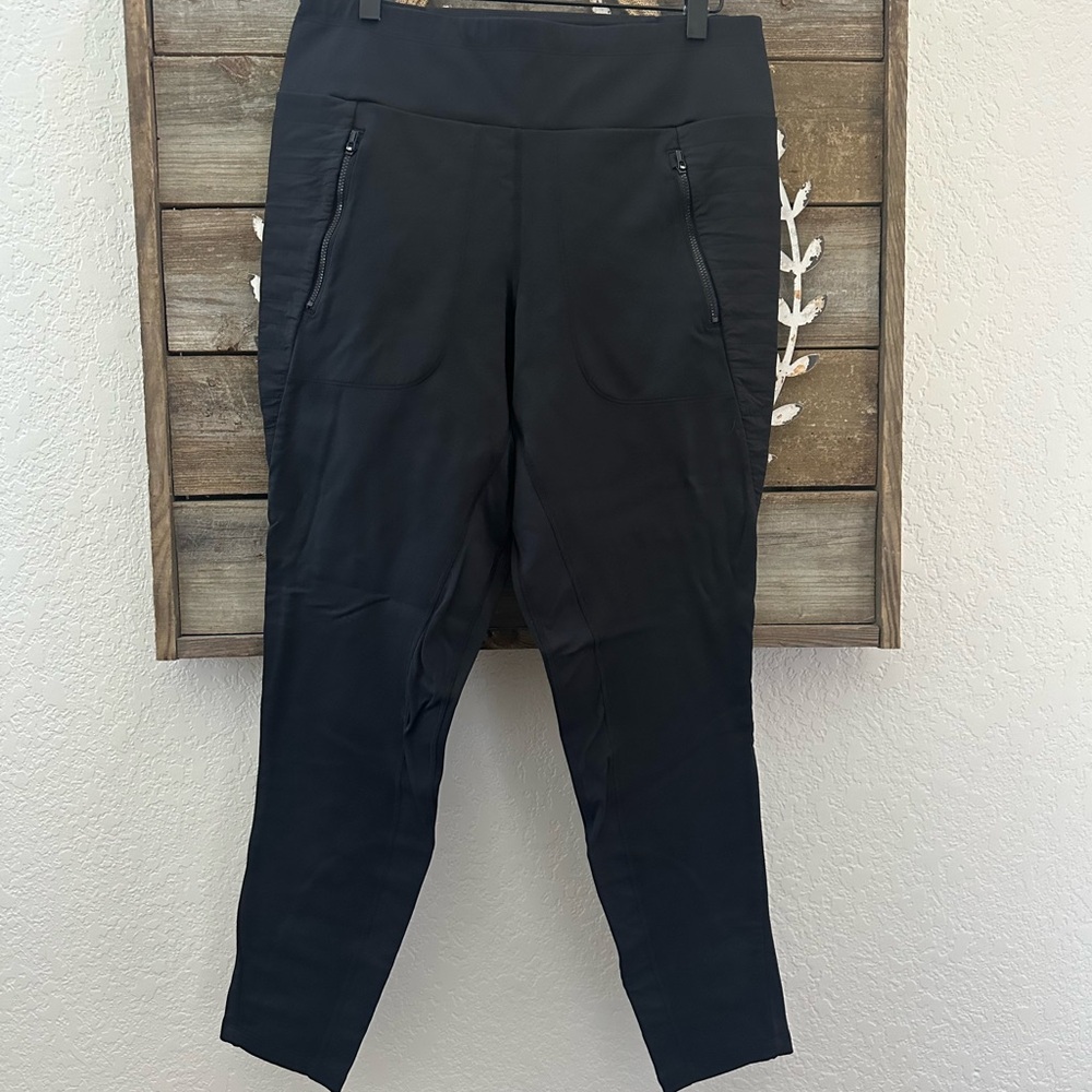 Athleta Peak Hybrid Fleece tight Black‎ Activewear leggings Ladies Large